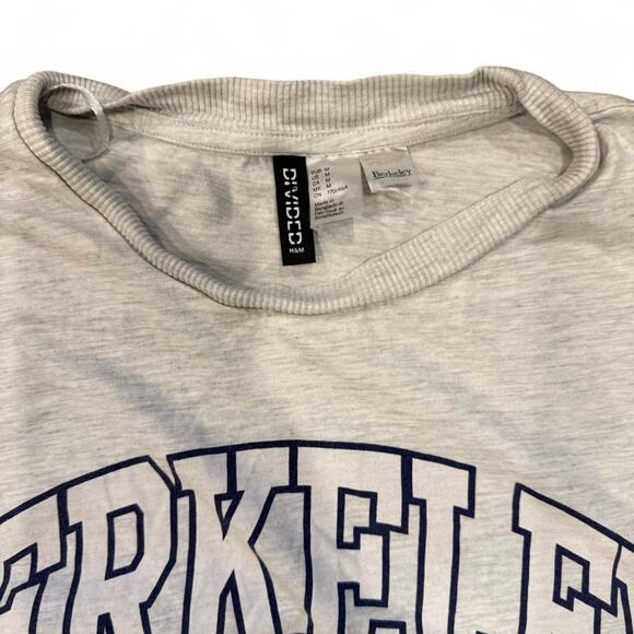 Collegiate campus core y2k berkeley grey & blue graphic tee womens size medium - Picture 3 of 5